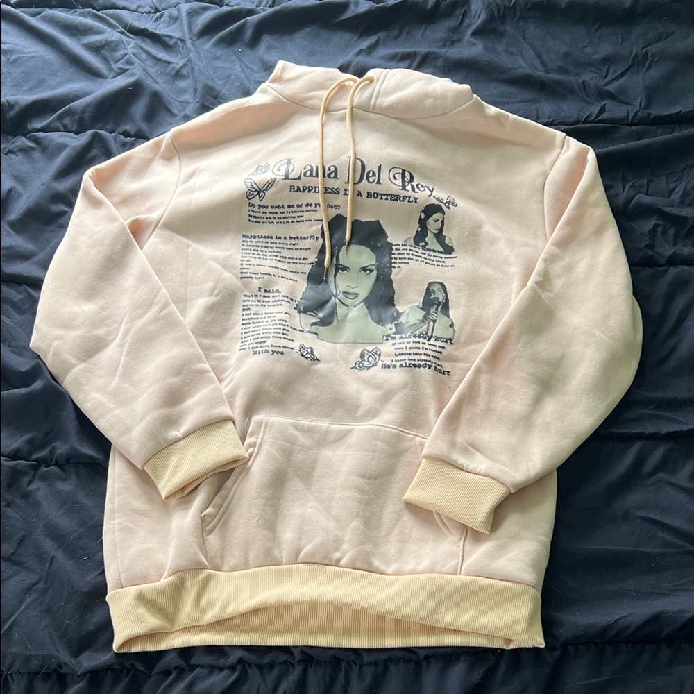 💋3/$10💋Lana Del Rey Hoodie Happiness is a Butterfly Size M